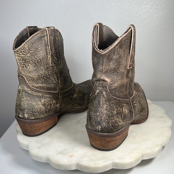 Roper Womens Dusty Distressed Snip Toe Casual Boots Ankle Low Heel 1-2 - Picture 6 of 16